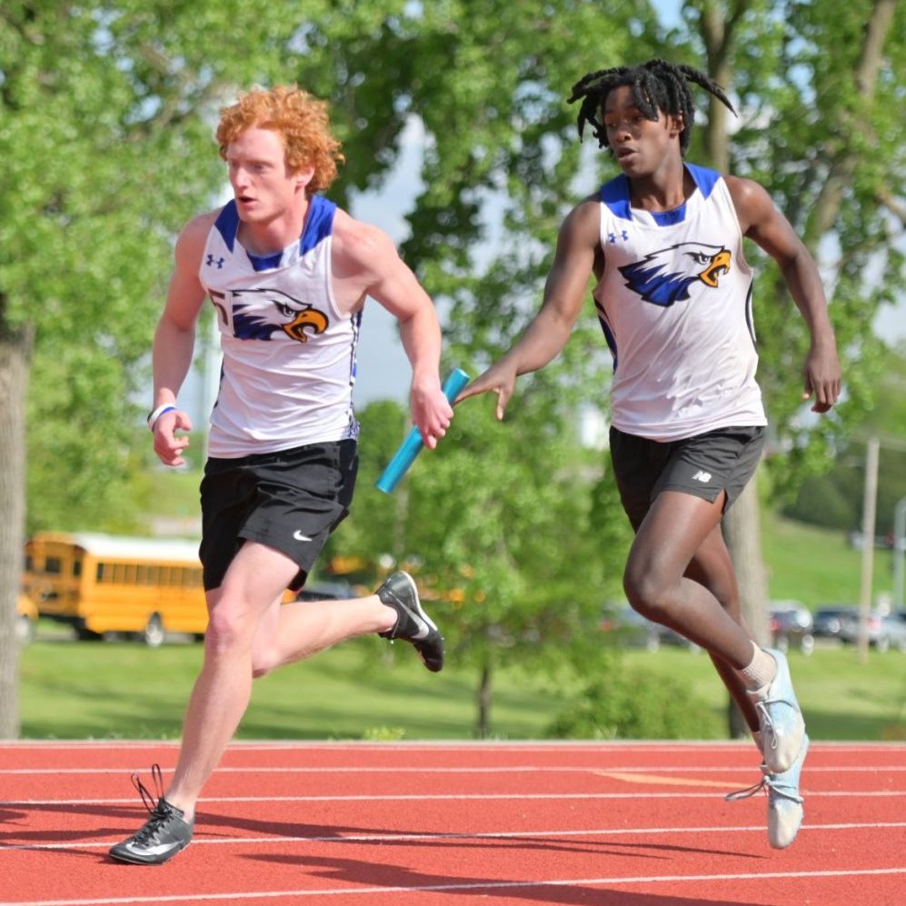 #1 DSC_2889 (2)Seth-Daniel4x200handoffbw2